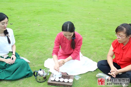 茶叶店茶艺师，茶艺学院，茶艺师培训学院，茶艺学习