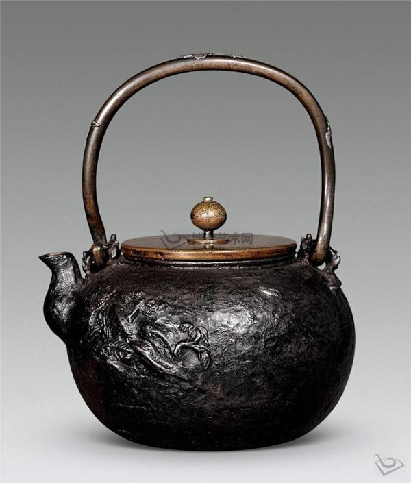 日本经典茶具:传世铁壶系列_日本茶具欣赏图